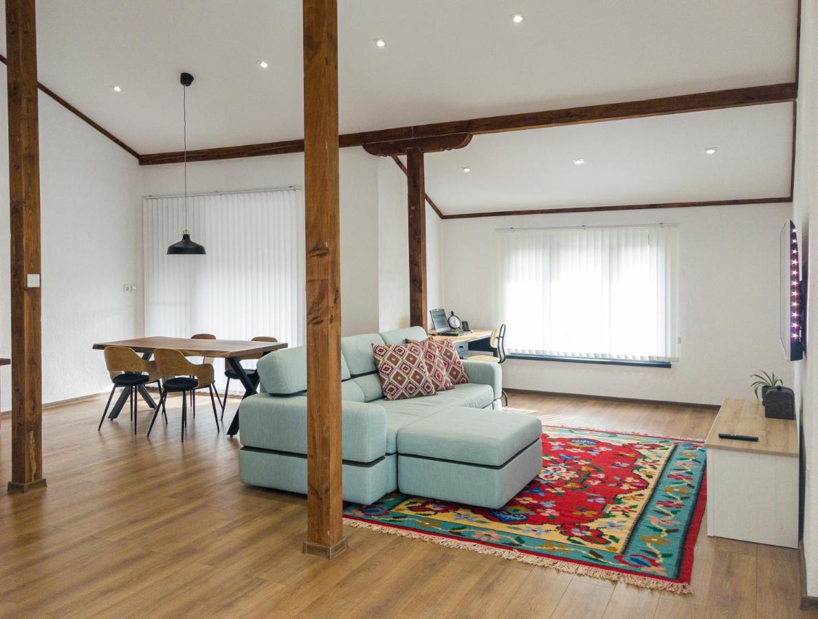 Stylish Loft Studio With Great View To Ardino Luaran gambar
